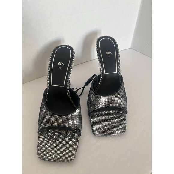 NWT Zara Women's Silver Embellished Square Tow Heeled Sandal Size 9 (Euro 40) - Picture 1 of 10
